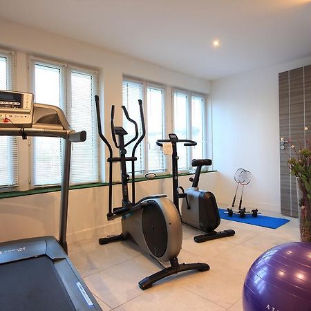 Hotel L'Esturgeon Poissy Ngoại thất bức ảnh