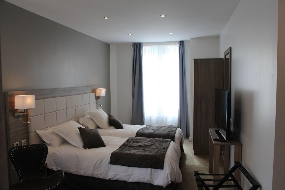 Hotel L'Esturgeon Poissy Ngoại thất bức ảnh